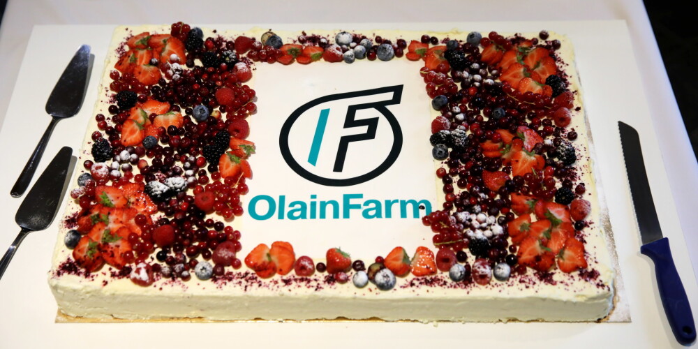 Торт в честь открытия нового производственного корпуса Olainfarm