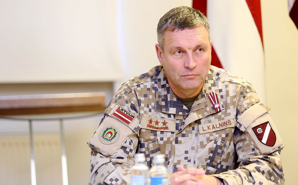 Uz starptautisku operāciju Afganistānā pavada Latvijas karavīrus