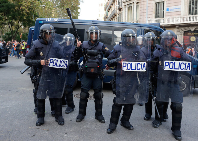 Vēlēšanu dienā Katalonijā tiks izvietoti lieli policijas spēki