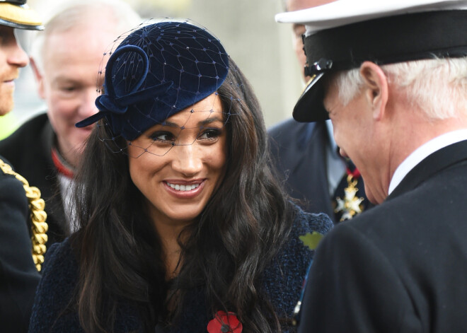 Герцогиня Меган и принц Гарри почтили память павших в Первой мировой войне