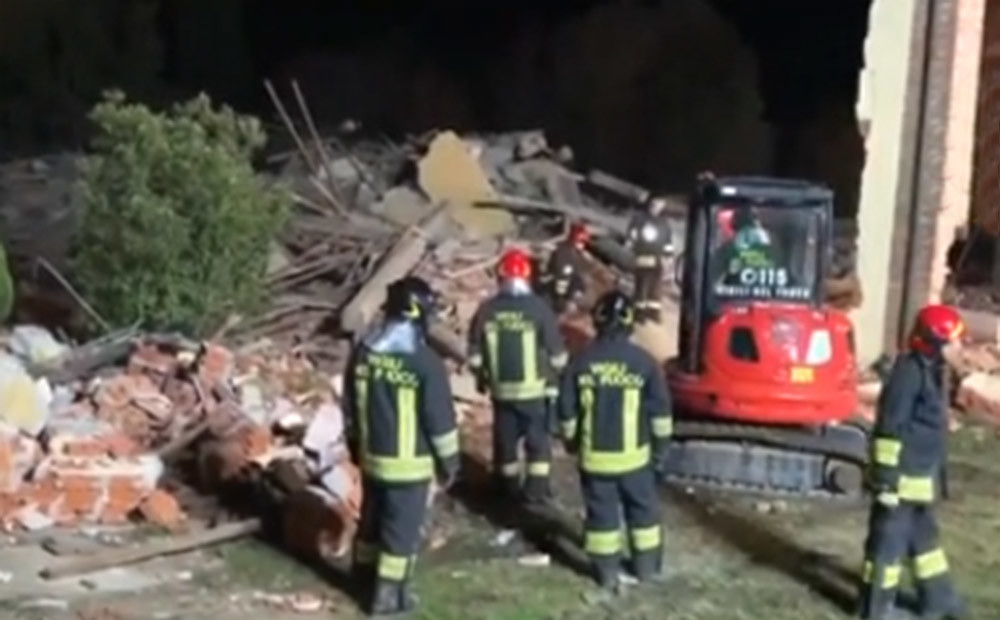 Atklājas šausminoši fakti par sprādzienu Itālijā, kurā gāja bojā 3 ugunsdzēsēji