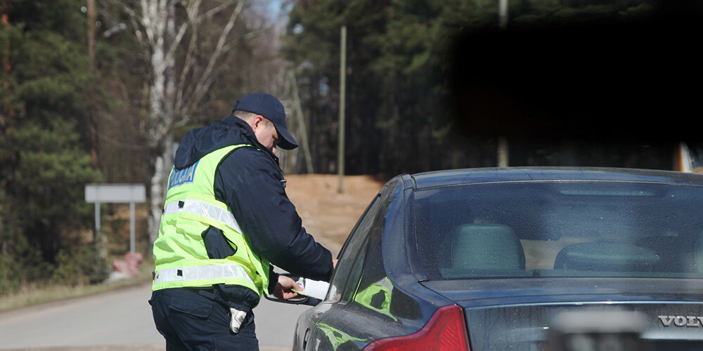 В субботу на дорогах Латвии было задержано 27 пьяных водителей