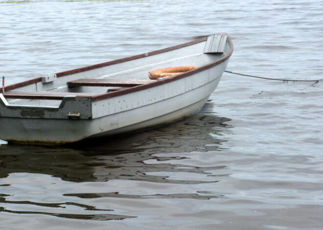 В Валкском крае в реке утонули два человека