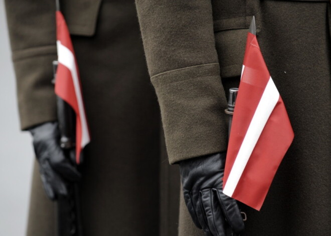 Вместо традиционного военного парада в День Лачплесиса в Риге пройдет народное шествие к "Замку света"