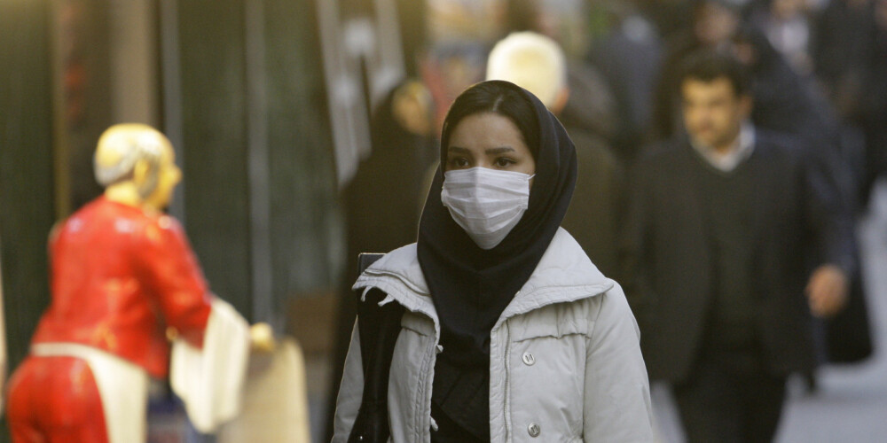 Bīstamās gaisa kvalitāte dēļ Teherānā slēdz visas sākumskolas
