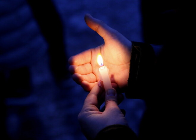 Домашние роды в Елгаве с погибшей матерью и младенцем: религиозной общиной заинтересовались власти