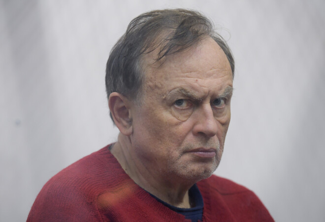 Доцент-убийца уверяет, что девушка вдруг стала "чудовищем" и набросилась на него