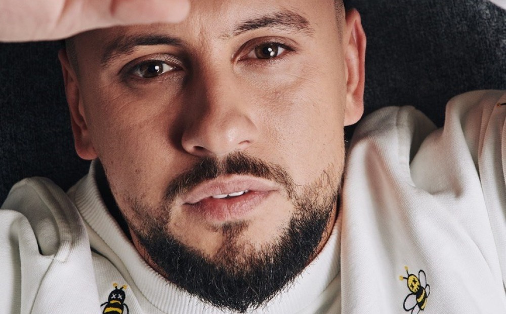 Певец монатик фото Певец монатик фото