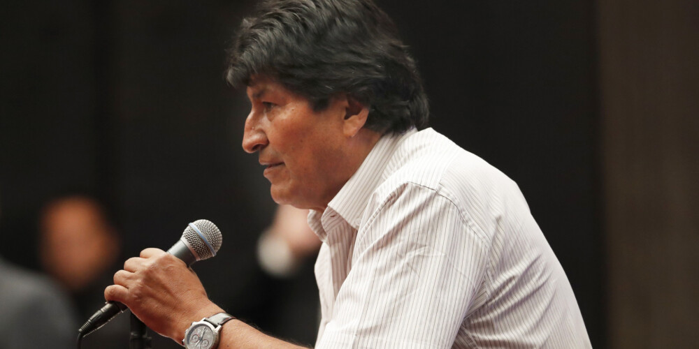 Aizbēgušais Bolīvijas eksprezidents gatavs atgriezties, ja "tauta lūgs"