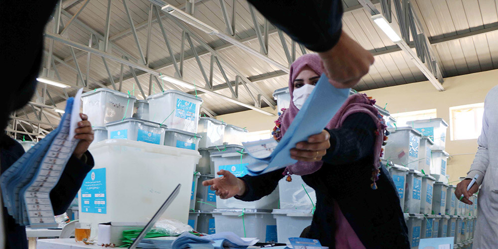Afganistānā atkal atliek prezidenta vēlēšanu rezultātu publiskošanu
