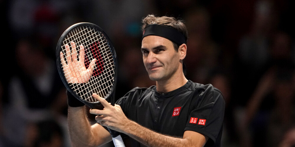 Federers iekļūst "ATP Finals" pusfinālā un nodrošina Nadalam palikšanu līderpozīcijā