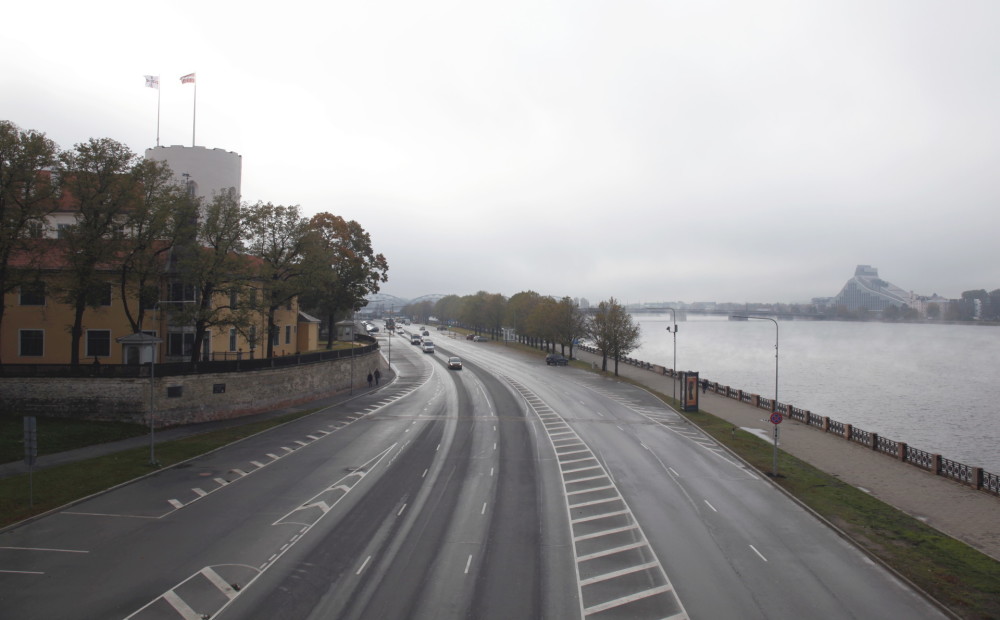 Valsts svētku laikā Rīgā gaidāmi satiksmes ierobežojumi
