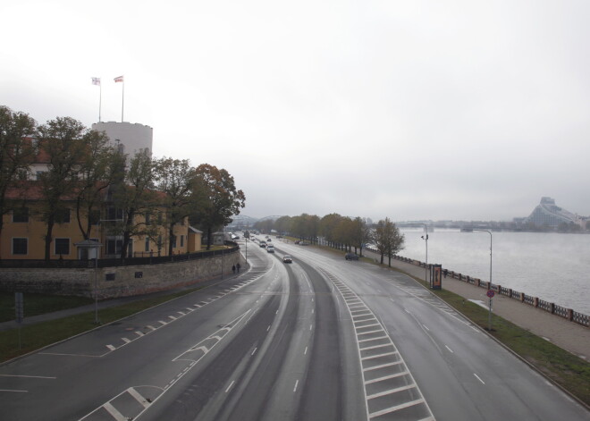 Valsts svētku laikā Rīgā gaidāmi satiksmes ierobežojumi