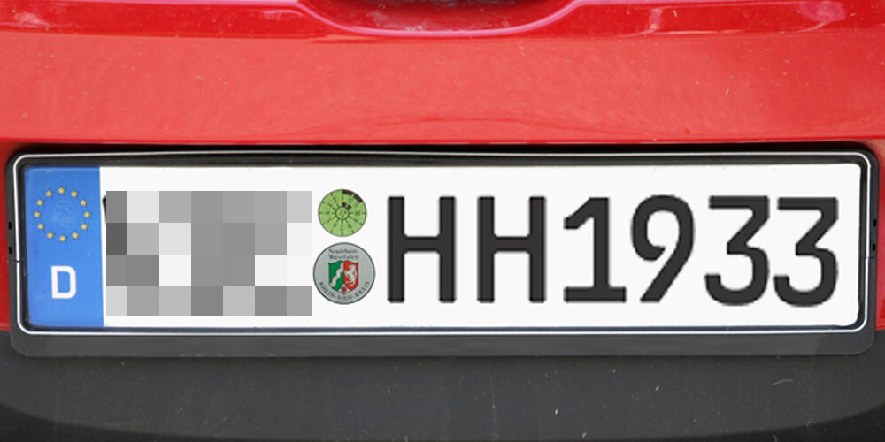 Tiesa Vācijā aizliedz automašīnas numura zīmi, kas asociējas ar Hitleru