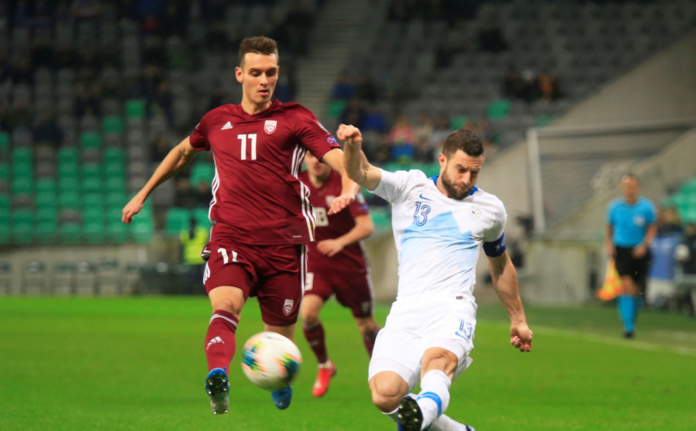 Latvijas futbola izlasei cienīgs sniegums un minimāls zaudējums pret spēcīgo Slovēniju