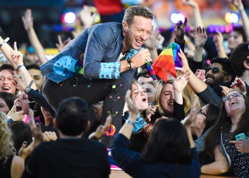 "Coldplay" nedosies tūrē, bažījoties par koncertu ietekmi uz vidi