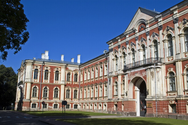 1938. gada 23. decembrī nodibināta Latvijas Lauksaimniecības universitāte (vēlāk – akadēmija).