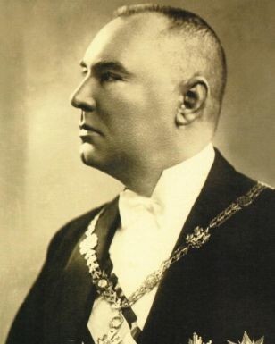 1881. gada 22. decembrī piedzimst Latvijas Republikas trešais Valsts prezidents Alberts Kviesis.