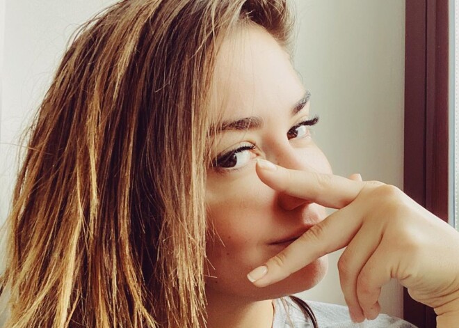 Агата Муцениеце сделала заявление о третьей беременности