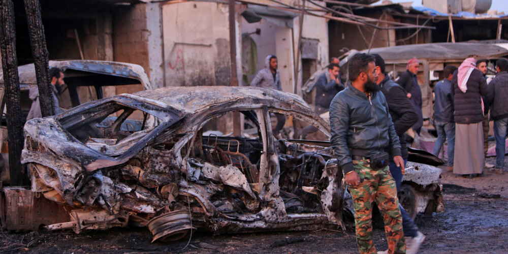 Mīnēta auto sprādzienā Turcijas okupētajos Sīrijas ziemeļos nogalināti 17 cilvēki