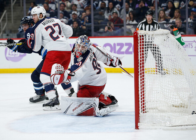 Merzļikins pēc uzvaras AHL mačā izsaukts atpakaļ uz "Blue Jackets"