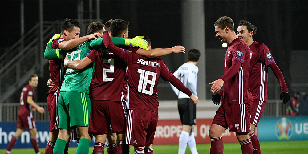 Pēc uzvaras pār Austriju Latvijas futbola izlase piedzīvojusi kāpumu FIFA rangā