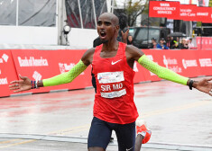 36 gadus vecais Farahs pēc 2017.gada pasaules čempionāta pameta vieglatlētiku, lai karjeru turpinātu kā maratona skrējējs.