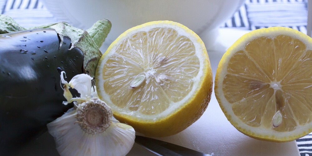 Sagriezts citrons pie gultas - neticams dziedinātājs