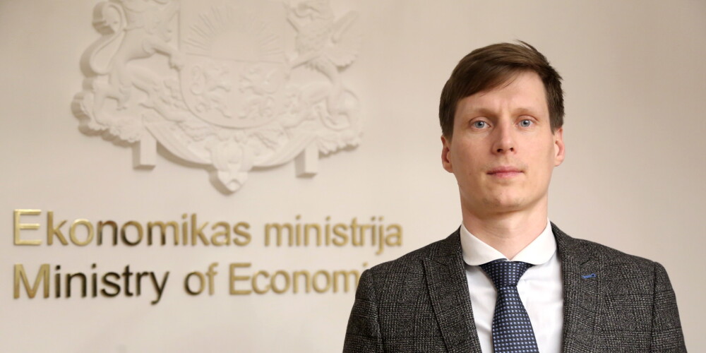 Немиро: Латвия рассмотрит предложение любого акционера "Conexus" о покупке акций