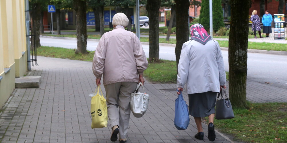 88 līdz 208 eiro - tādas pensijas nākamgad saņems divdesmit tūkstoši cilvēku