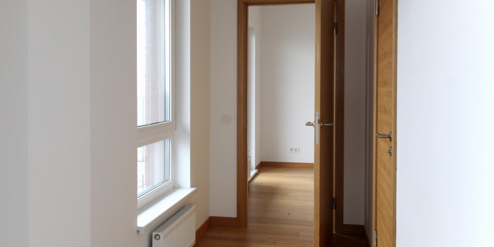 Konceptuāli atbalsta likumprojektu par prasībām nekustamo īpašumu mākleriem.