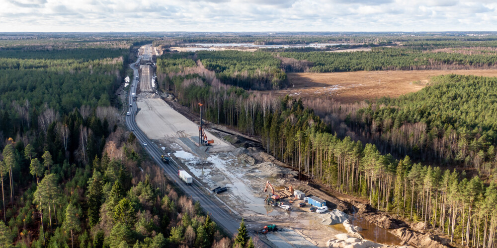 Igaunijas premjers netic, ka "Rail Baltica" projektu varētu pabeigt laikā