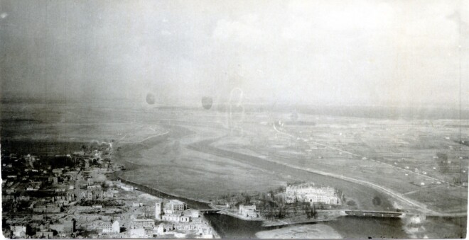 Tāda izskatījās Jelgava pēc sarkanarmijas bombardēšanas 1944. gada augustā sākumā.