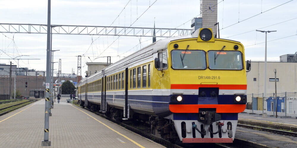 С воскресенья в Латвии изменится график курсирования поездов по всем маршрутам
