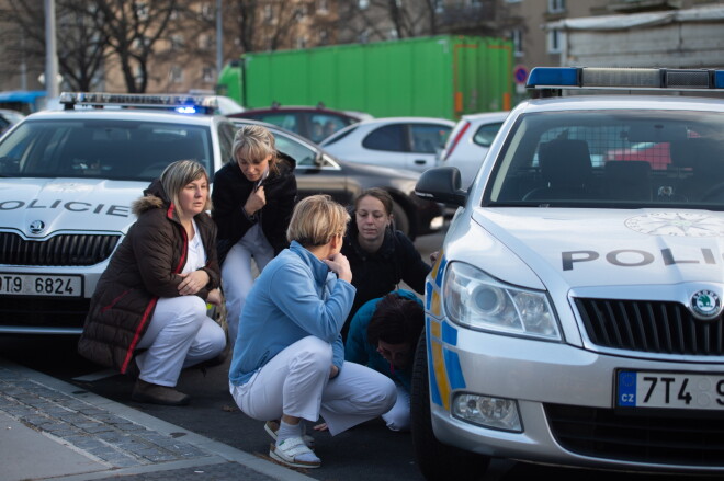 Čehijā apšaudē slimnīcā seši nogalinātie