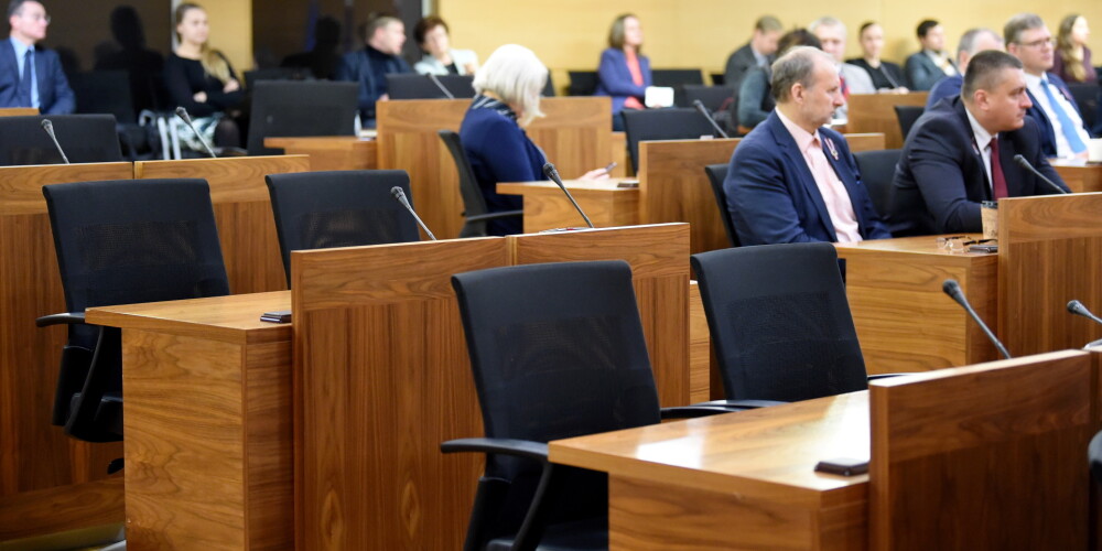 Komisija atbalsta grozījumus, kas ļautu Rīgas domi ievēlēt uz vairāk nekā pieciem gadiem
