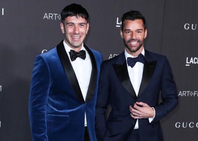 Многодетный отец Рики Мартин показал подосшую дочь Люсию после купания