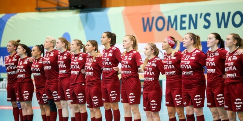 Latvijas florbola sieviešu izlase ceturtdaļfinālā zaudē Šveicei