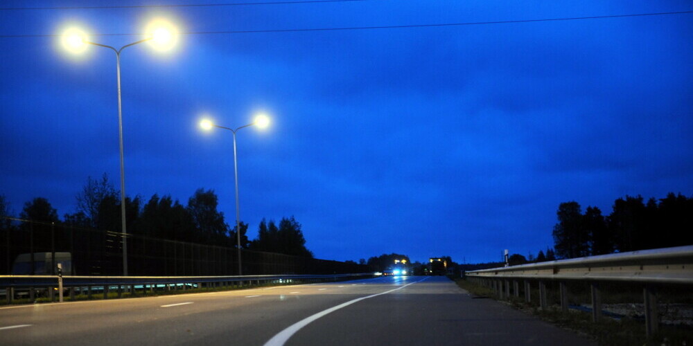 Украдены недавно установленные на дорогах светоотражающие сигнальные столбики