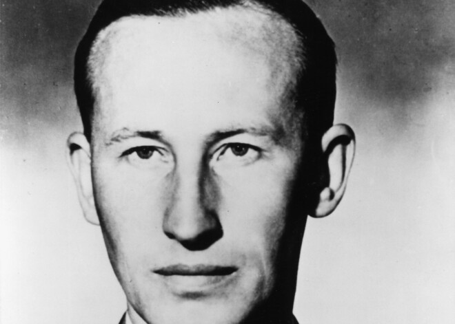 Hitleram viņš bija "cilvēks ar dzelzs sirdi" - Berlīnē atver augsta ranga nacistu kapu
