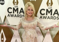 Kantri zvaigzne Dollija Pārtone.