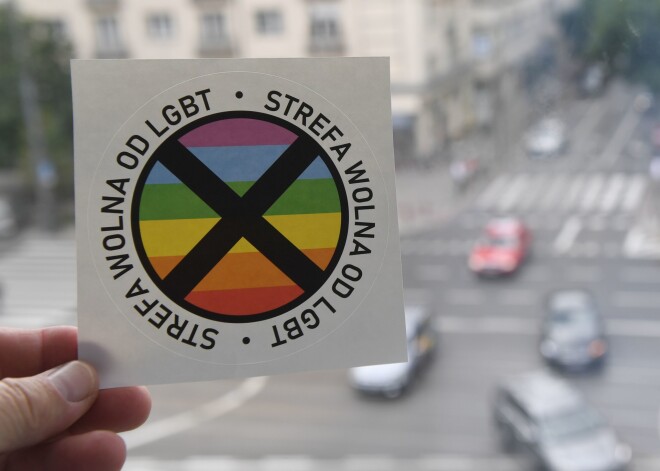 EP nosoda “no LGBTI brīvās zonas” Polijā; min cenzūras risku Latvijā un Lietuvā