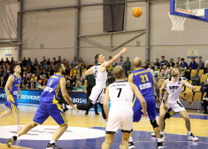 FIBA Čempionu līgas spēle basketbolā starp "VEF Rīga" un Grieķijas Peristeri "Winmasters" komandām "Elektrum" Olimpiskajā centrā.