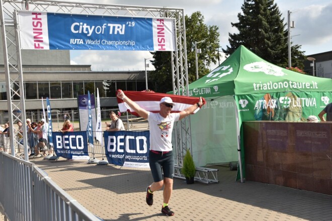 Es nekad neesmu sevi pozicionējis kā sportistu, man tas ir tikai hobijs, par sevi stāsta Jānis Miezers.