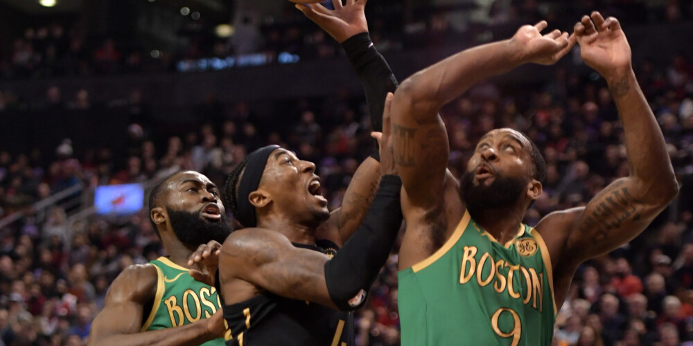 "Celtics" sarūgtina "Raptors" NBA pirmajā Ziemassvētku spēlē Toronto