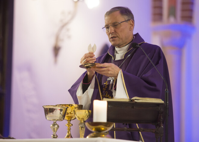 Arhibīskaps Stankevičs Ziemassvētkos aicina saredzēt vispirms labo: "Latvijā ir daudz negatīvisma"