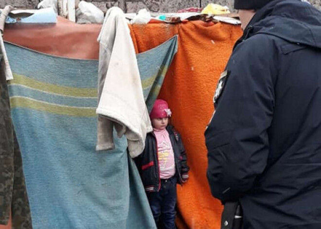 Маленькая девочка жила в шалаше на свалке: детали чудовищного происшествия