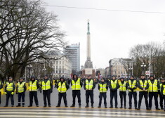 Бордели, драки, "писающие мальчики": 10 лет будней туристической полиции Риги