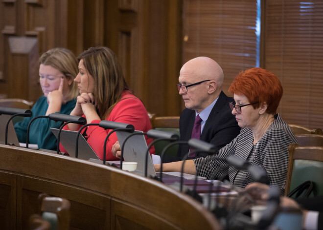 Gada laikā atbalsts pieaudzis tikai vienai Saeimā pārstāvētai partijai; lielākie zaudētāji - KPV LV