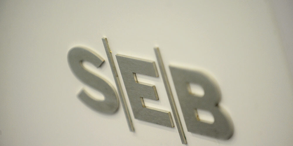 "SEB banka" ievieš maksu par konta apkalpošanu